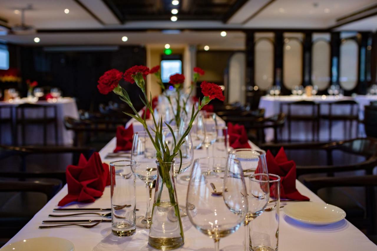 Scarlet Pearl Cruises - Wonder On Lan Ha Bay Hotell Ha Long Eksteriør bilde